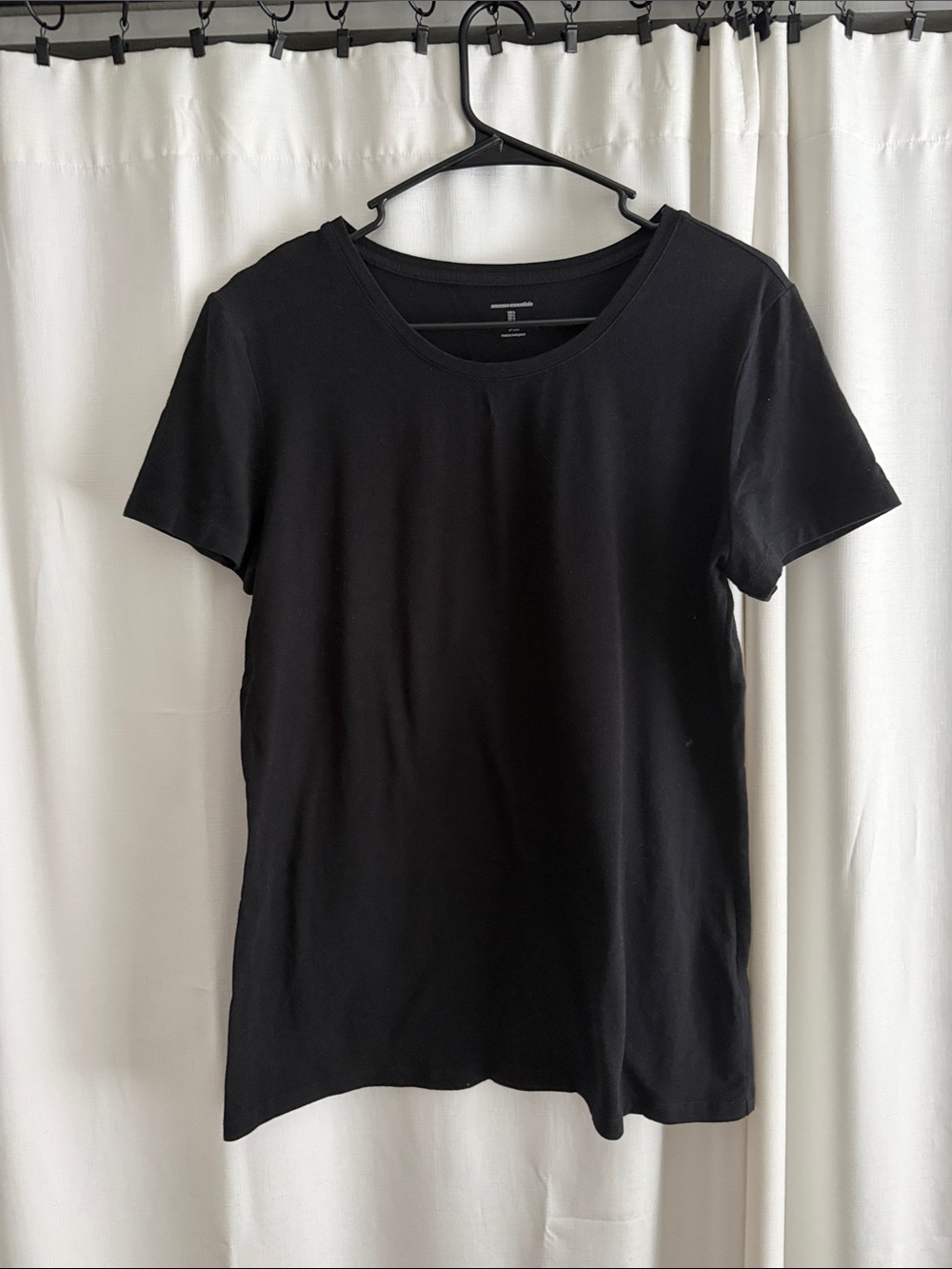 Amazon Essentials Black Short Sleeve Crewneck Tee
